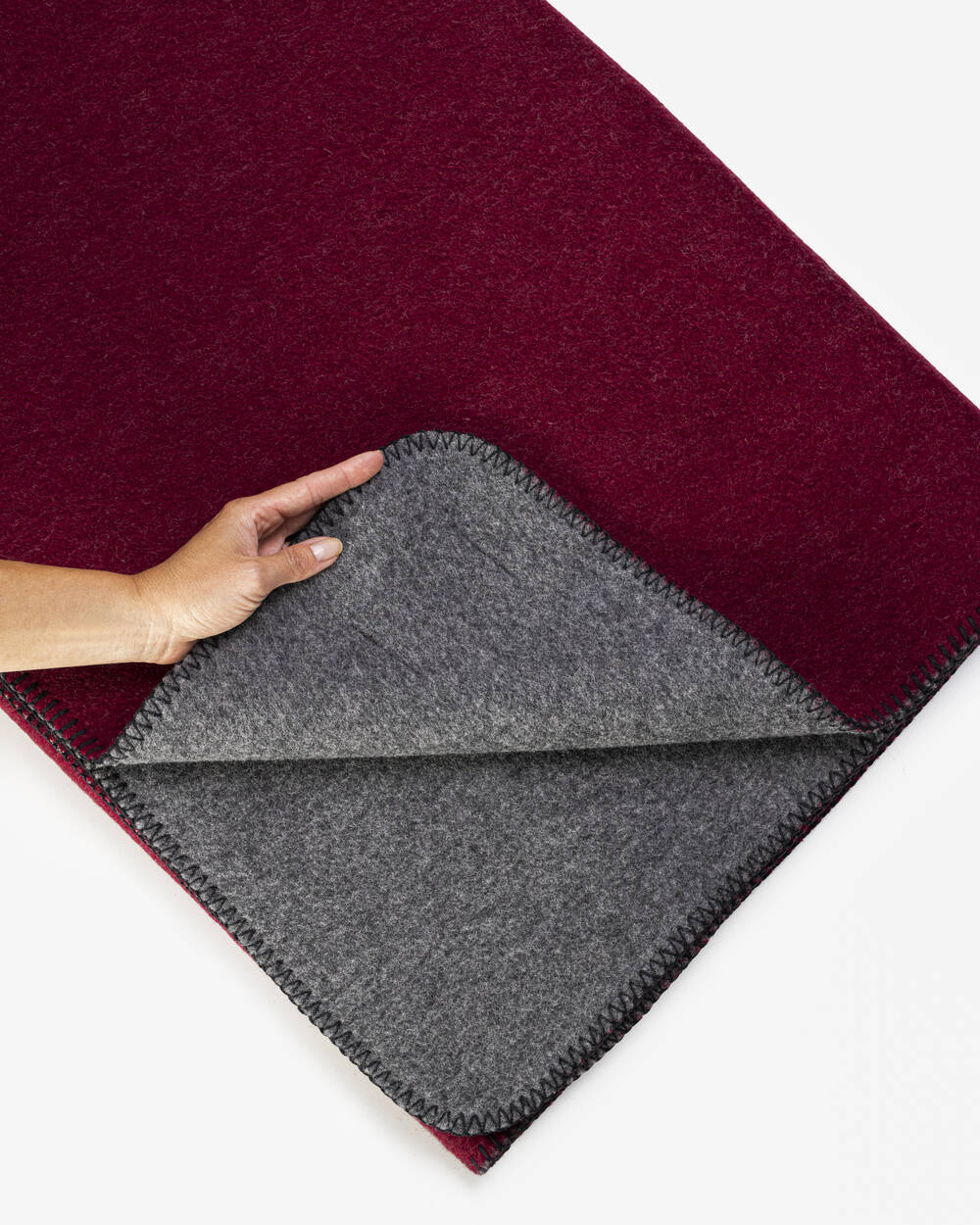 Merino Kuscheldecke Ökolana | Dunkelrot / Dunkelgrau